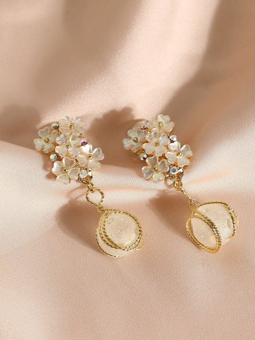 14K golden white [ ear clip] Brass Resin Flower Trend Clip Earring